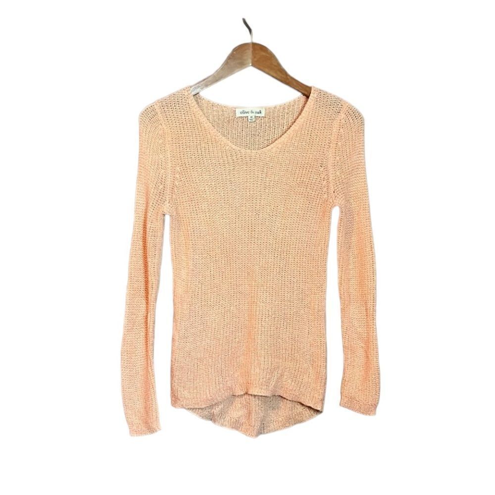 Olive + Oak salmon knit v neck sweater. Size small‎